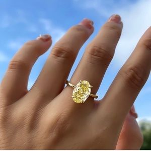Cocktail ring: 3.5 Carat Oval Cut Yellow Stone Sterling Silver
